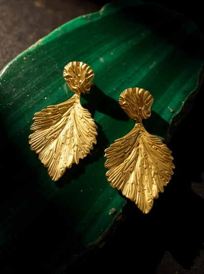 Golden leaf