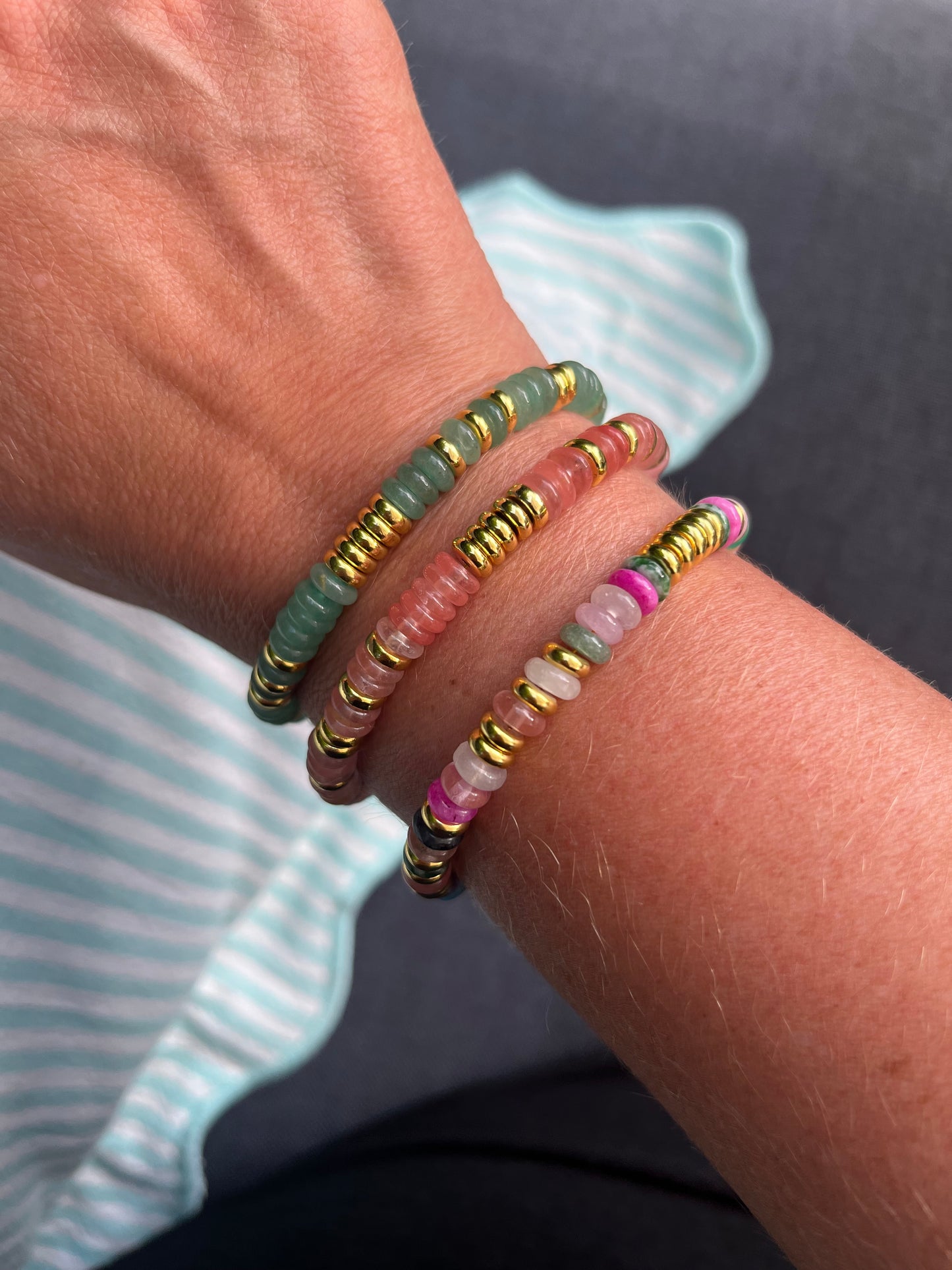 Lyserød perle armbånd